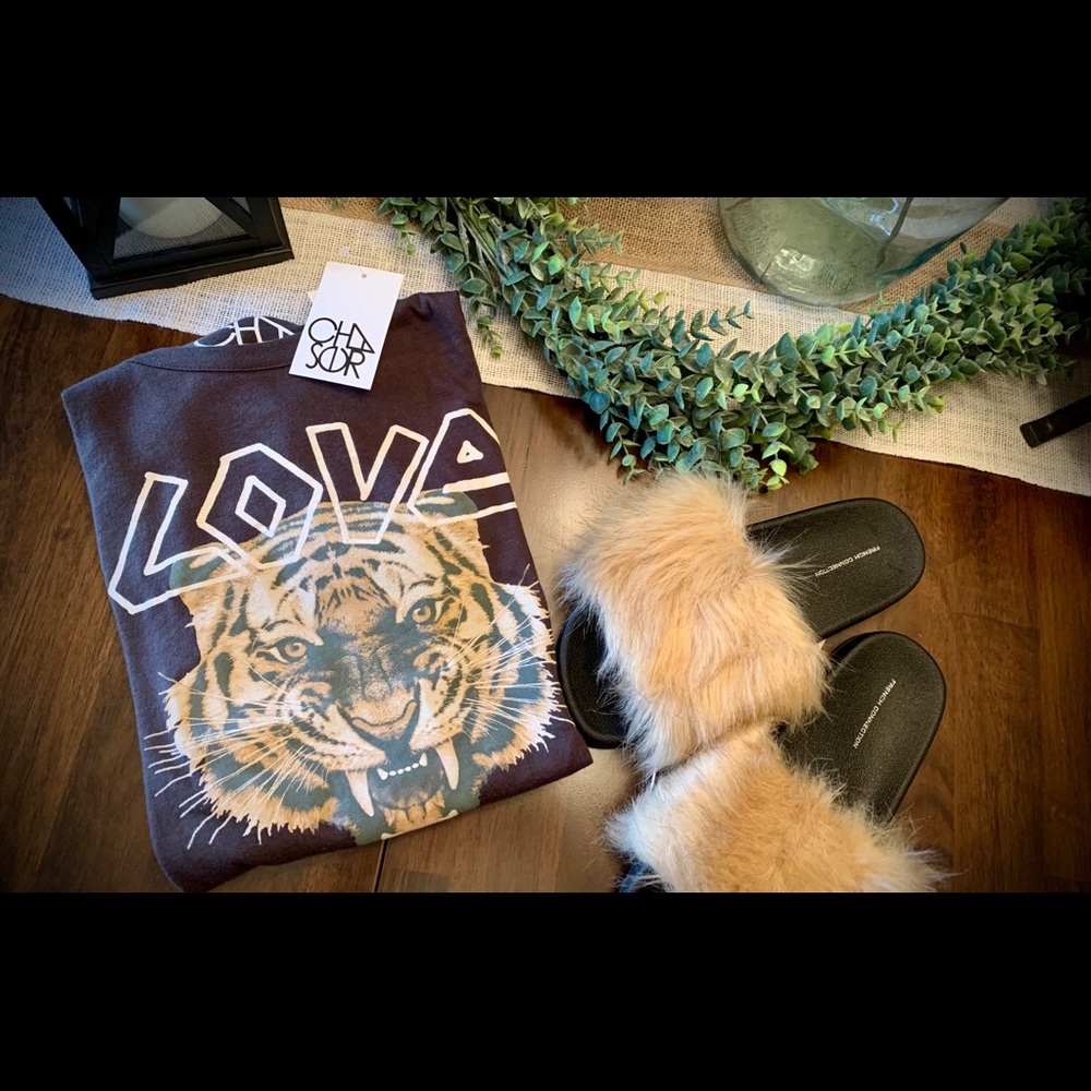 CHASER Love Tiger graphic Tee